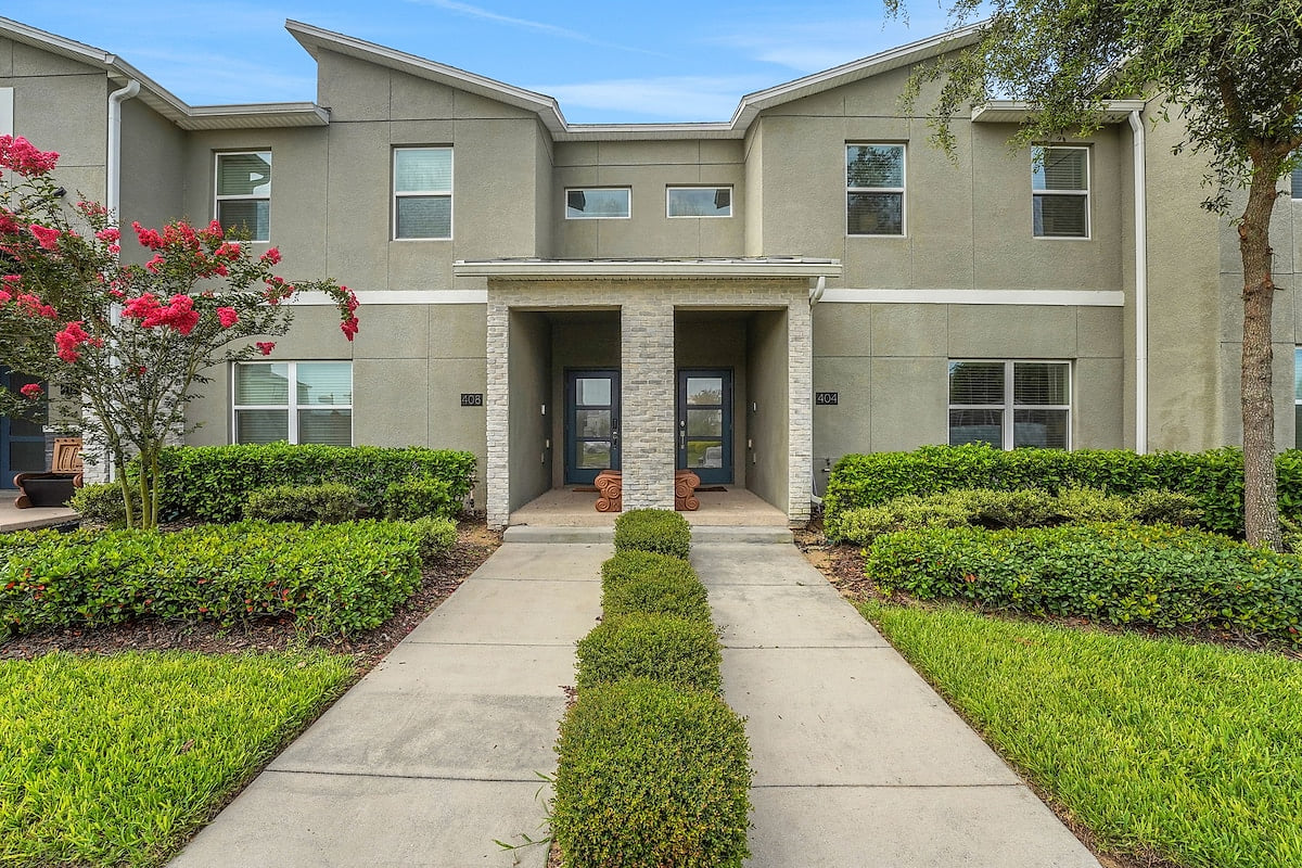 Modern Orlando getaway near Disney & Universal!