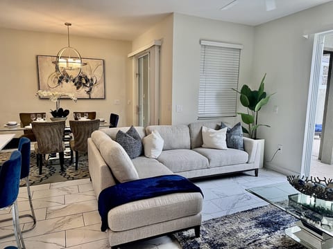 Modern Orlando getaway near Disney & Universal! image 5