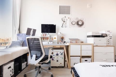 Big Room Affordable Luxury Sytle image 3