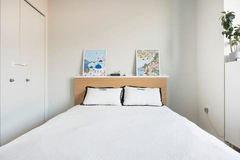 Big Room Affordable Luxury Sytle image 5