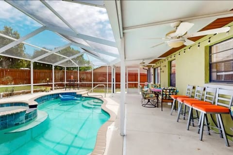Sunset Oasis (Homosassa Springs)