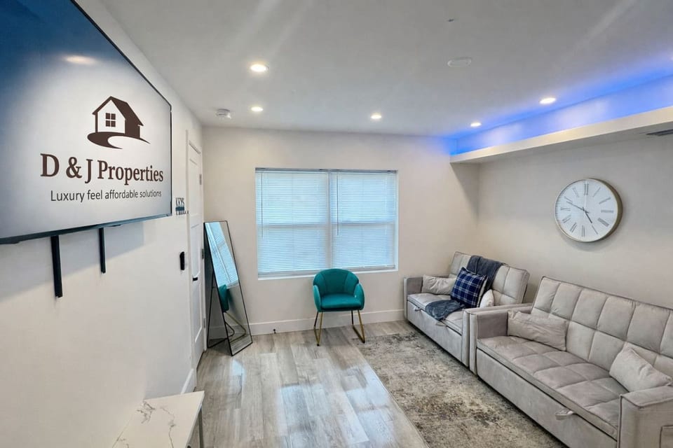 Wavecrest Retreat (Near Strip & Beach) - Daytona Beach