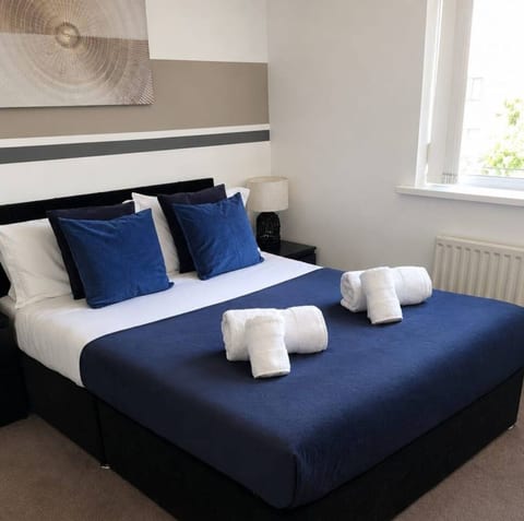 Luxury 4 Bed Hot Tub House | Derby