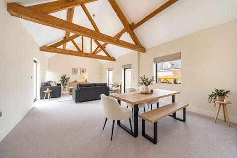 Brefnie Stables | Luxury Barn Stay in Orston