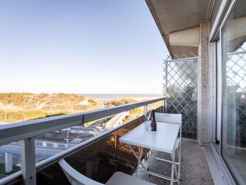Studio 705 with seaview