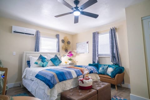 Hidden Gem. Luxe 1BR w/Patio
