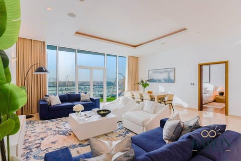 The Grand Palm Suite • Oceana