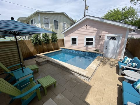 Pool Oasis!