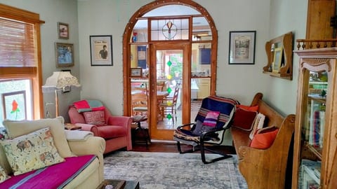 1903 Victorian in Heart of Town
