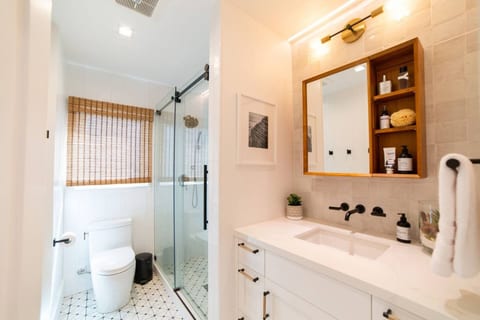 Bathroom with Walk in shower with vanity
