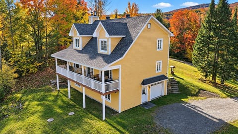 YOLO Spa & Ski Estrie image 1