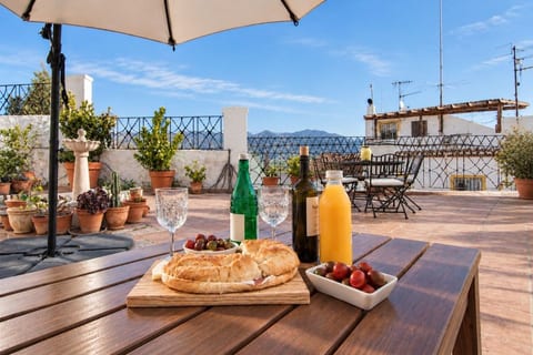 Authentic, Huge Terrace, beautiful View, Garage image 3