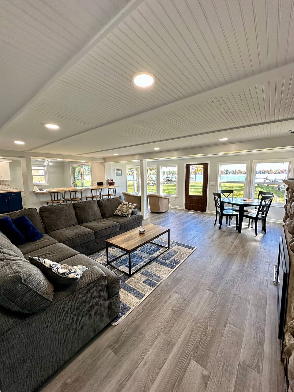 Otsego Lake Escape, Sleeps 14, Skiing, Snow trails, Fire Pit - Otsego County