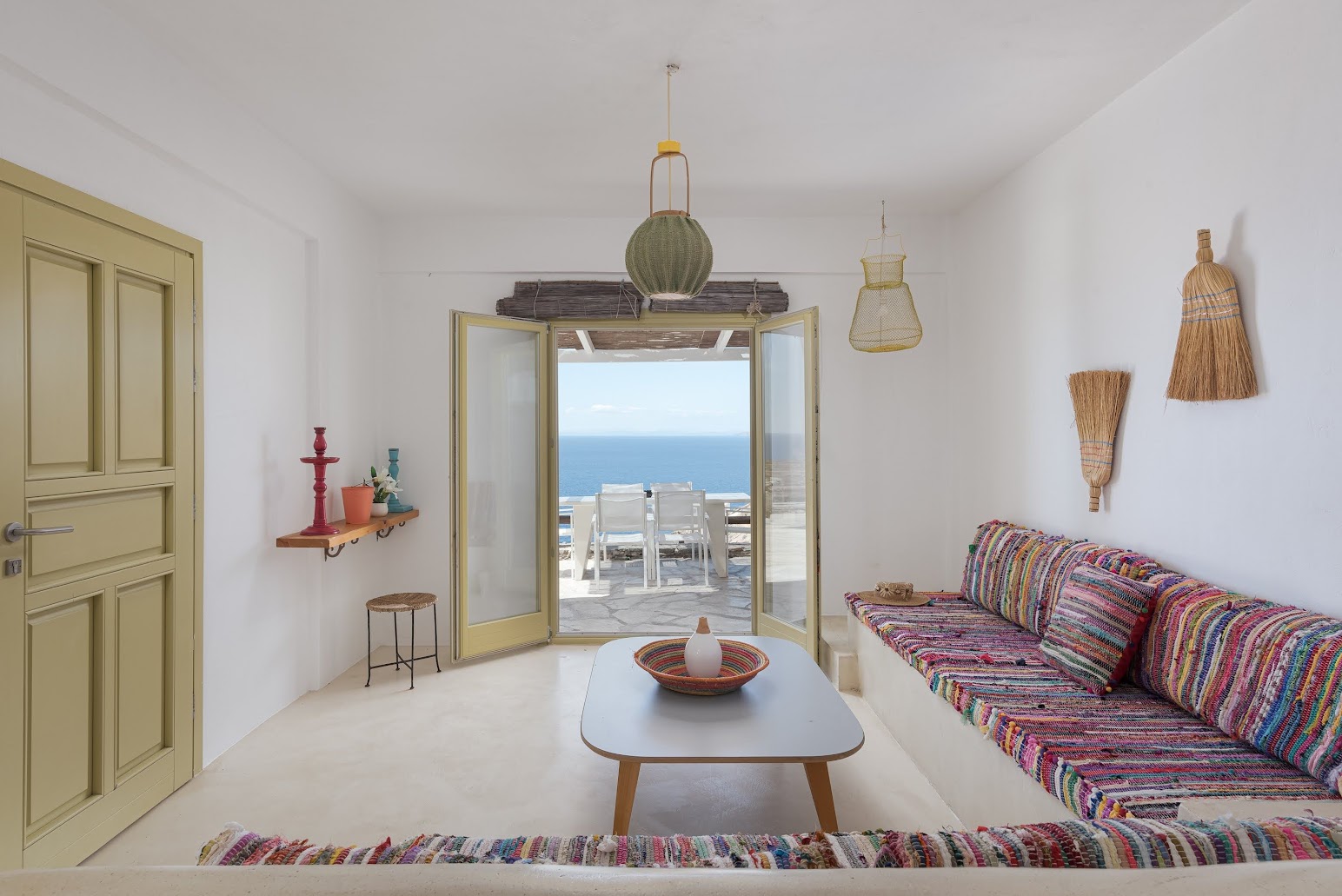Off the beaten path-cyclades / Maisonnette & Pool
