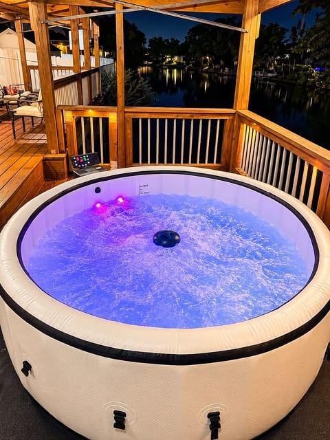 Welcome to Your Private Oasis in Miami, Florida! image 2
