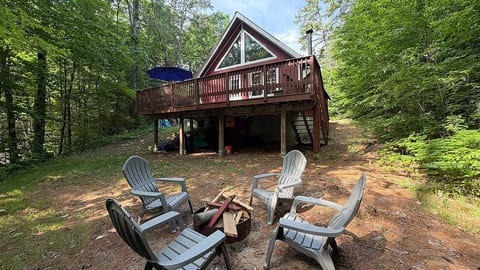 Spacious Chalet w/Lake Access - Dog Friendly