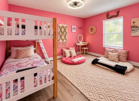 Conroe 4BR Retreat | Private Pool | 9 Beds image 3
