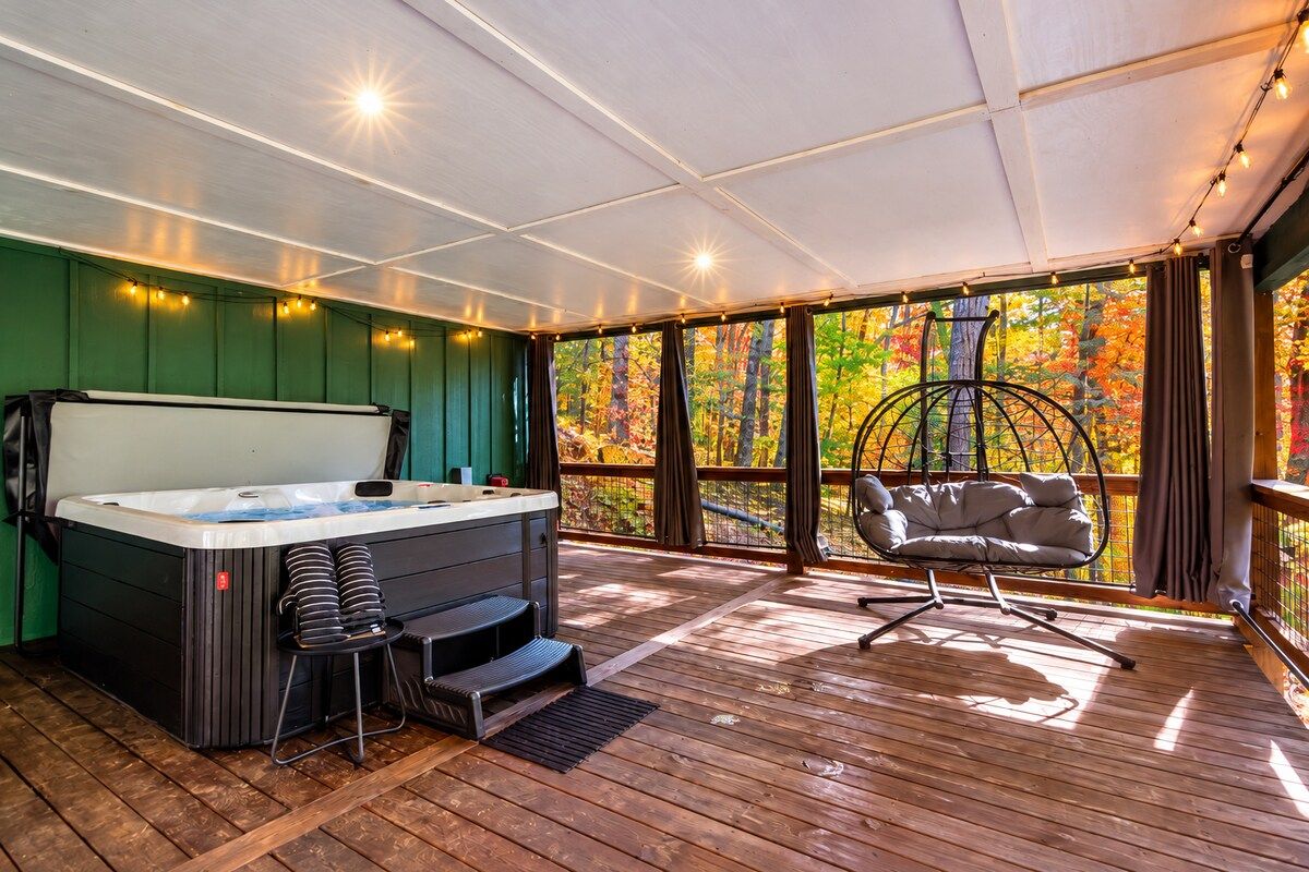 Red Book Numbers Romantic Red Room – Adults Only Couples' Escape - Mineral Bluff