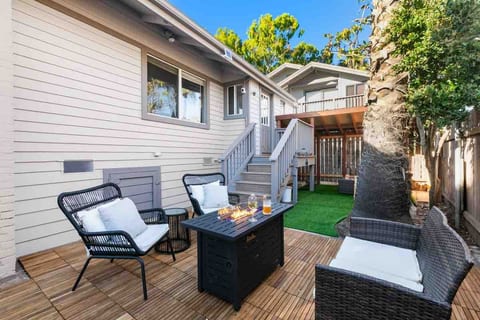 Mission Bay/crib/3 car parking/grill firepit image 3