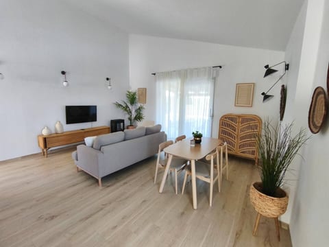 El anexo Finca Paredes