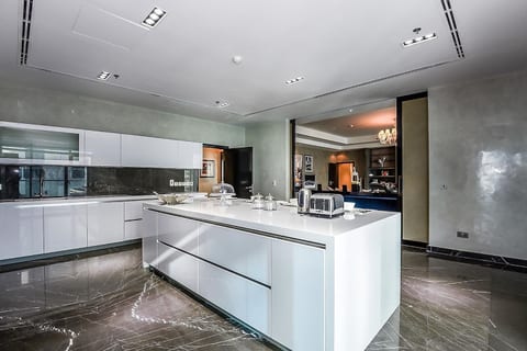 ISERAN 2000 Luxury Apartment