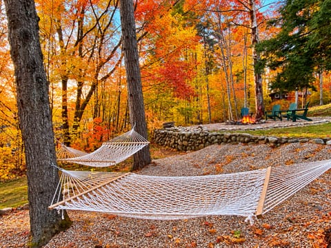 White Mountain Escape! Cozy, Pet-Friendly Chalet Near North Conway.