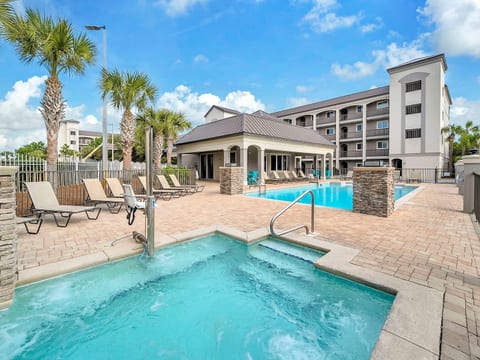 Take a break from the beach in the Alerio hot tub and swimming pool.