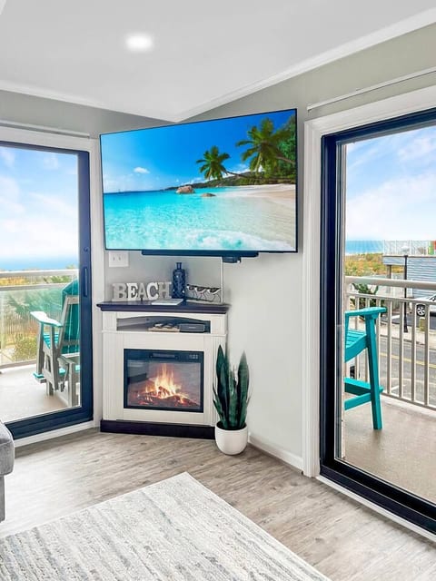 Sunrise Shores - Apartment
