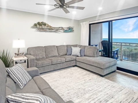 Sunrise Shores - Apartment