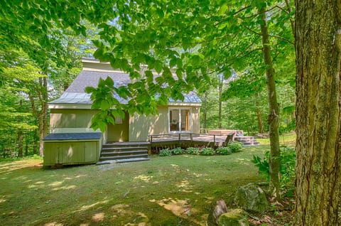 Off access rd Cozy Killington home Private Hot Tub image 2
