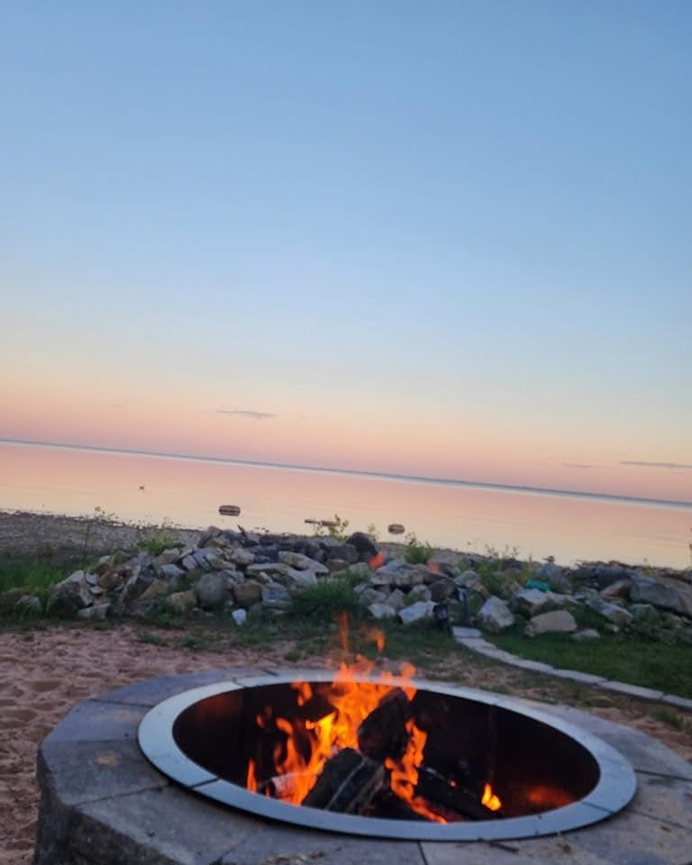 Sunny Skys Upper Peninsula Michigan Lakehouse - Escanaba