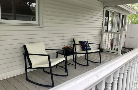 Lake Shore Lookout Upper Peninsula Home