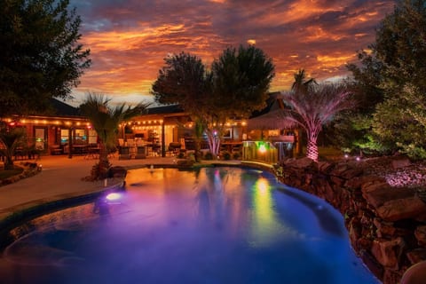 The Gotti Ranch/Gameroom/Pool/Theater/Gym/Hot Tub image 2