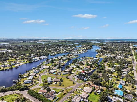 Explore White Heron Landing's beautiful waterfront setting, surrounded by scenic canals and the coastal community of Ruskin, Florida..