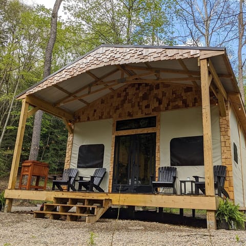 Luxury Creekside Safari Tent w/ King Bed *Hot Tub* image 4