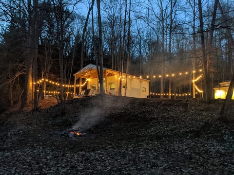 Luxury Creekside Safari Tent w/ King Bed *Hot Tub* image 2