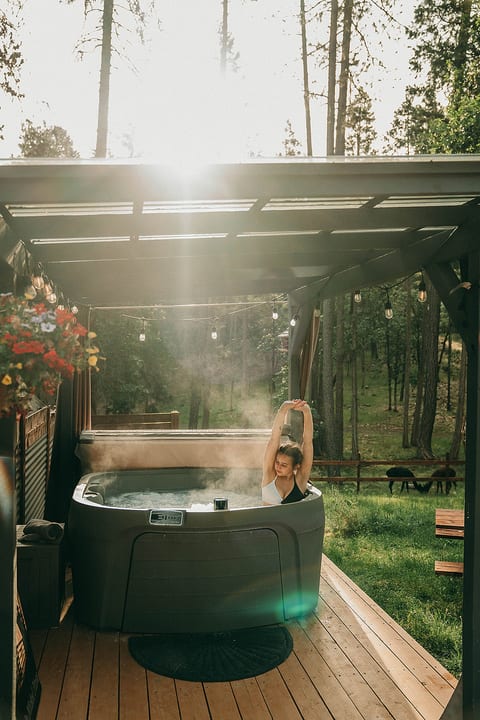 Forest Cottage | Hot Tub, Outdoor Baths & Alpacas