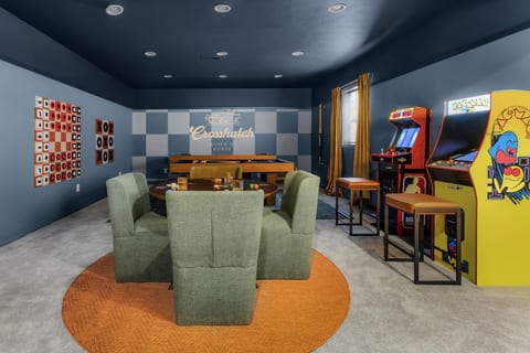 5BR Indy | Hot Tub, Close to Downtown & Lucas Oil