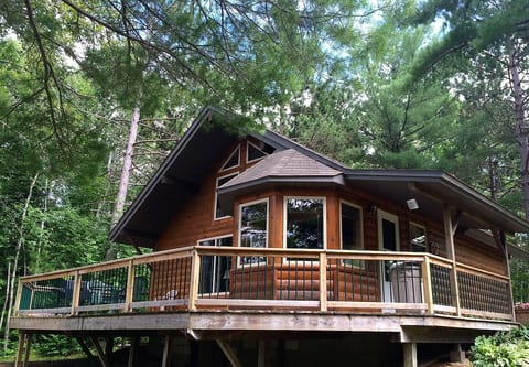 DETWEILER CHALETS
Fairview, Michigan 48621