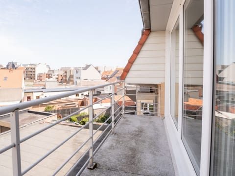 Zandloper II with balcony