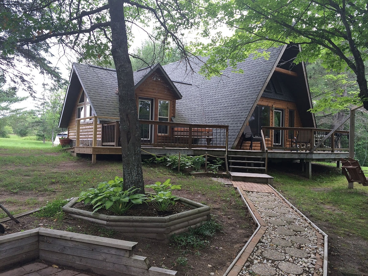 THE PERFECT SPOT TO UNWIND, RELAX AND ENJOY NATURE!