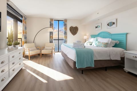 Stunning Views! Wraparound Balcony, 4BR Oceanfront image 3