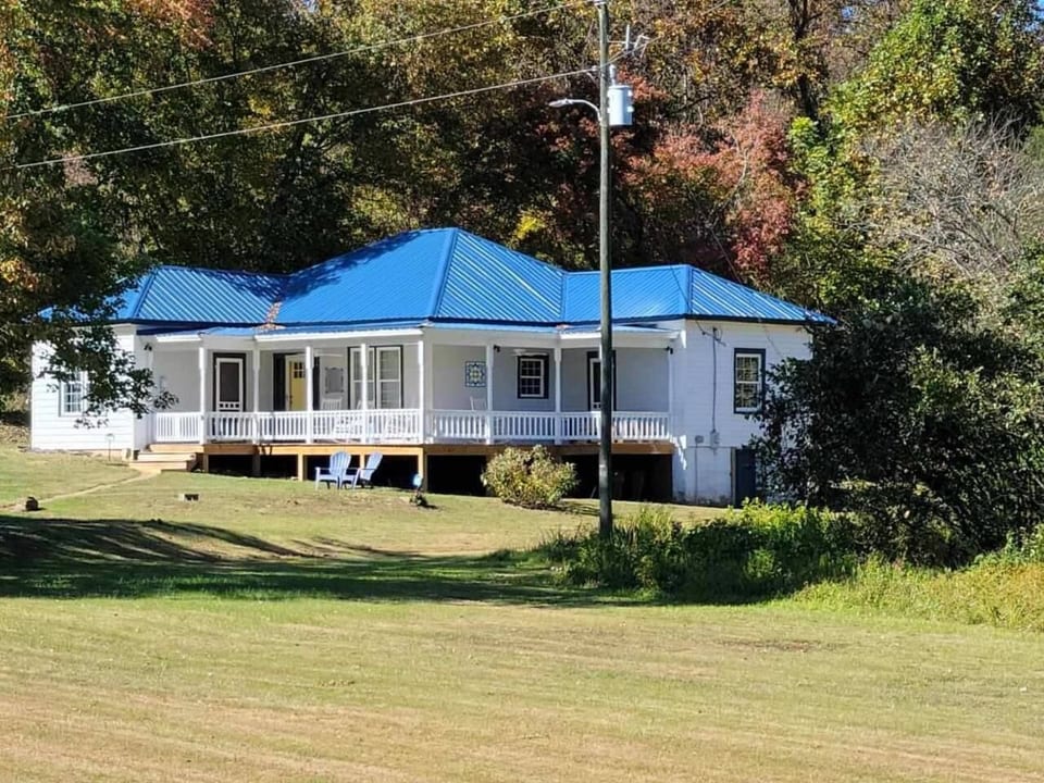 Picturesque setting, tucked near the trees