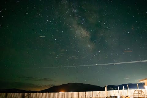 Guest photo captured from the backyard at Wanderlust. On clear nights, the Milky Way becomes part of the experience.