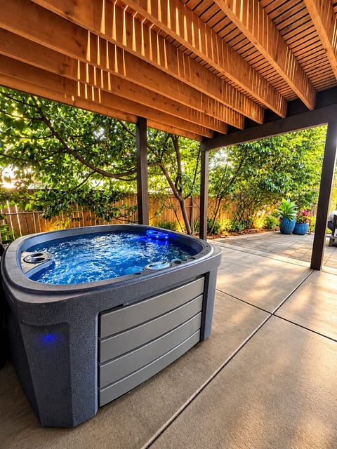 Lakefront Retreat | Dock, Hot Tub, Fire Pit & Gym