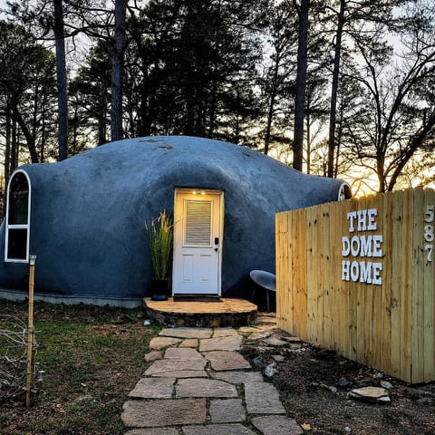 Dome Home at Lake Palestine (Bullard)