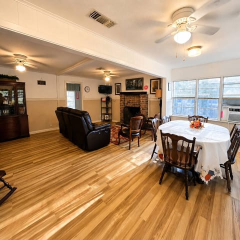 Hearts Cottage Waterfront Caddo Big Cypress River