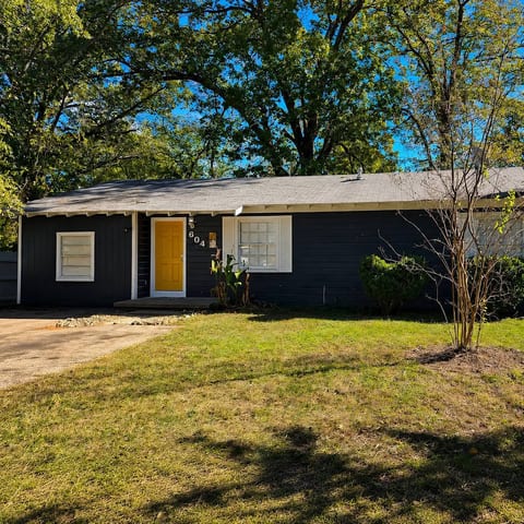 Waggoner in Longview