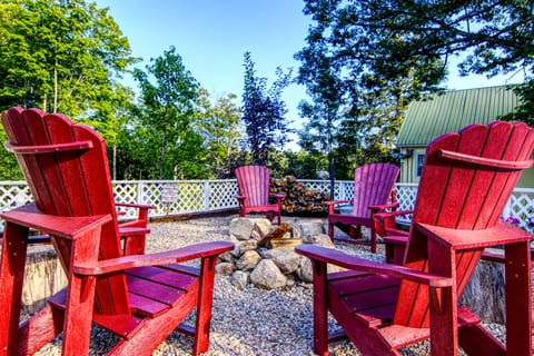 Common Area Firepit 1