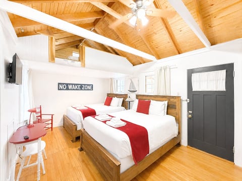 Cottage 8-9 - 2 Bdrm / 2 Bath Wolfeboro Winnipesaukee